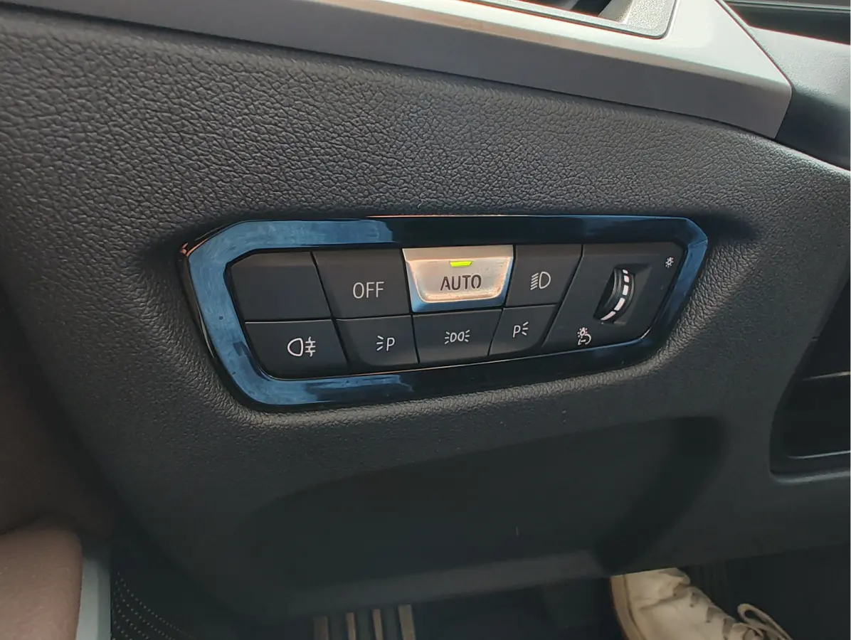 320e PHEV Orig NL. | Leder | Park Assist | Carplay/Android