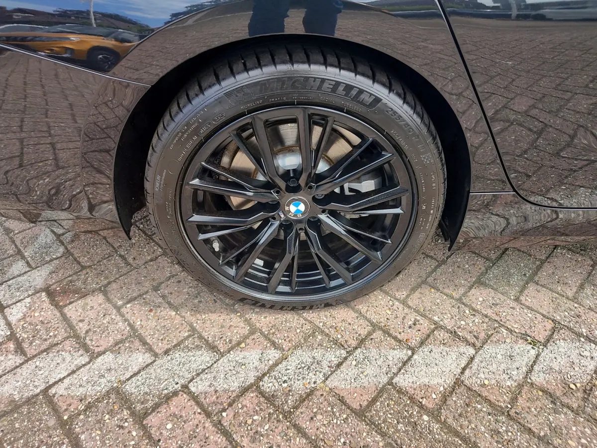 320e PHEV Orig NL. | Leder | Park Assist | Carplay/Android