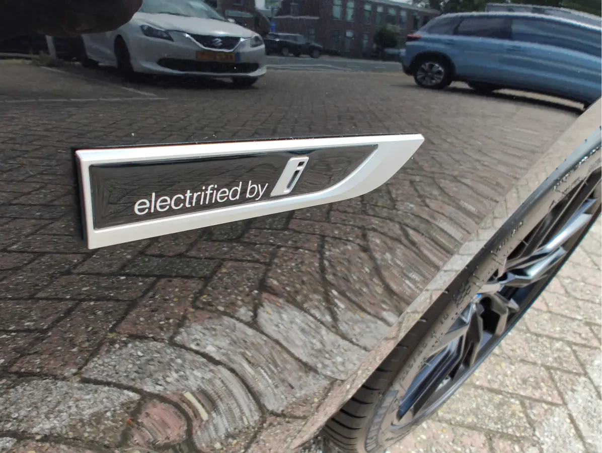 320e PHEV Orig NL. | Leder | Park Assist | Carplay/Android