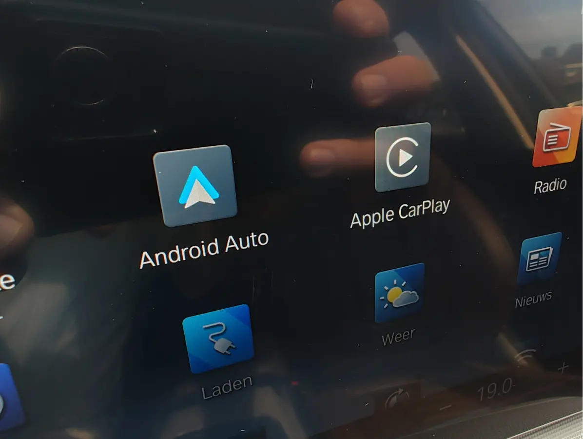 320e PHEV Orig NL. | Leder | Park Assist | Carplay/Android