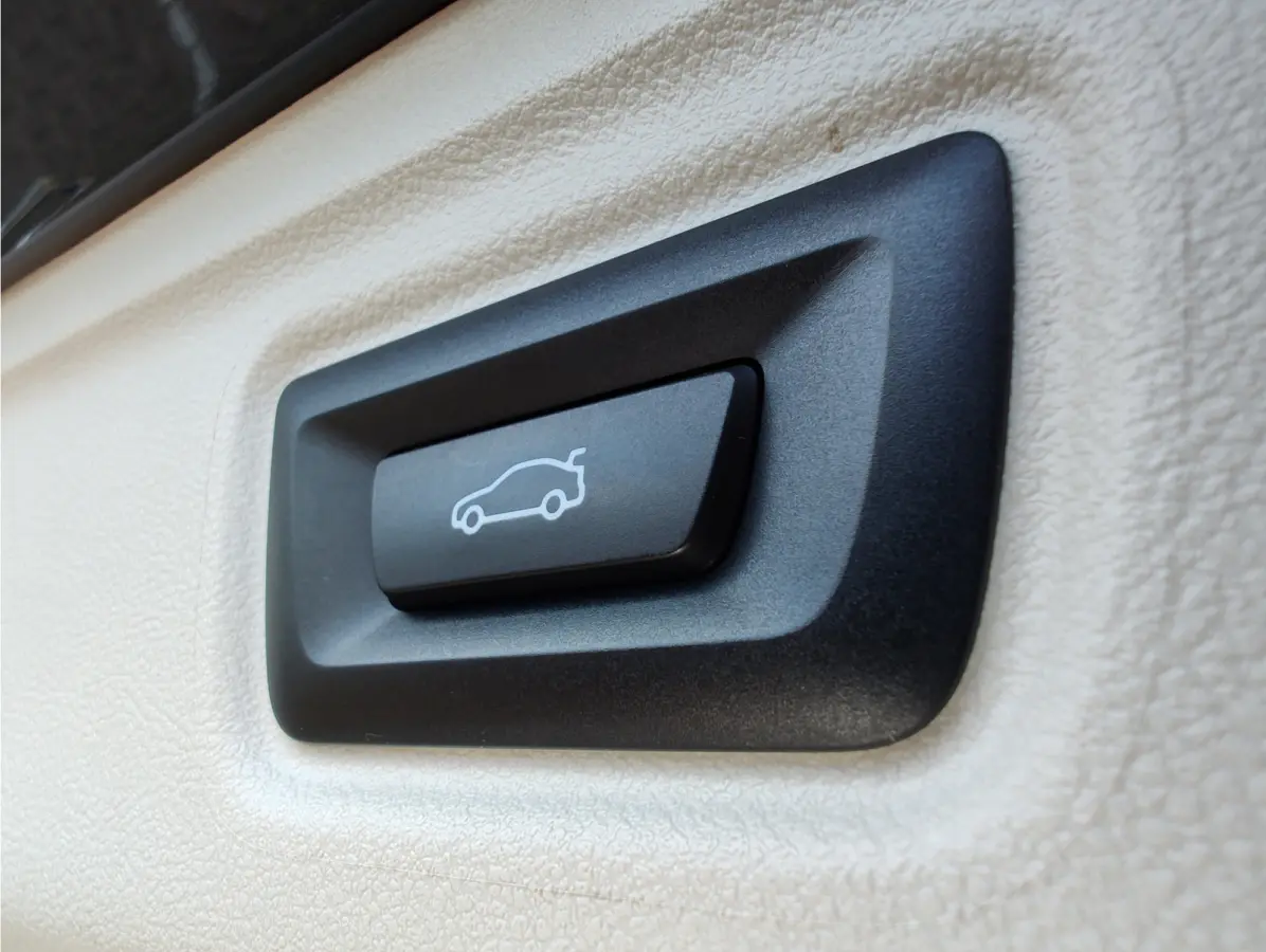 320e PHEV Orig NL. | Leder | Park Assist | Carplay/Android