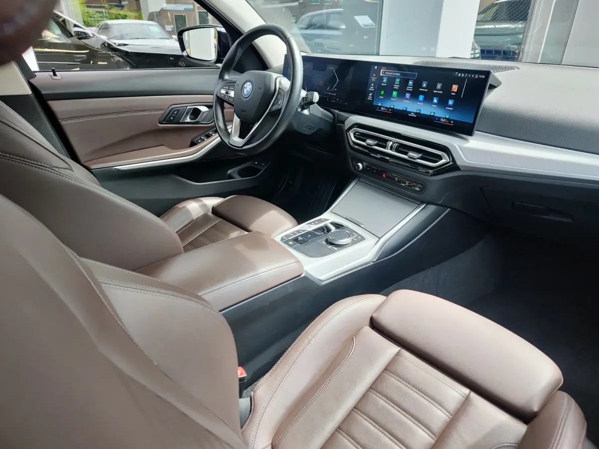 320e PHEV Orig NL. | Leder | Park Assist | Carplay/Android