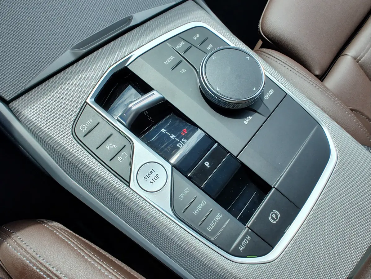 320e PHEV Orig NL. | Leder | Park Assist | Carplay/Android