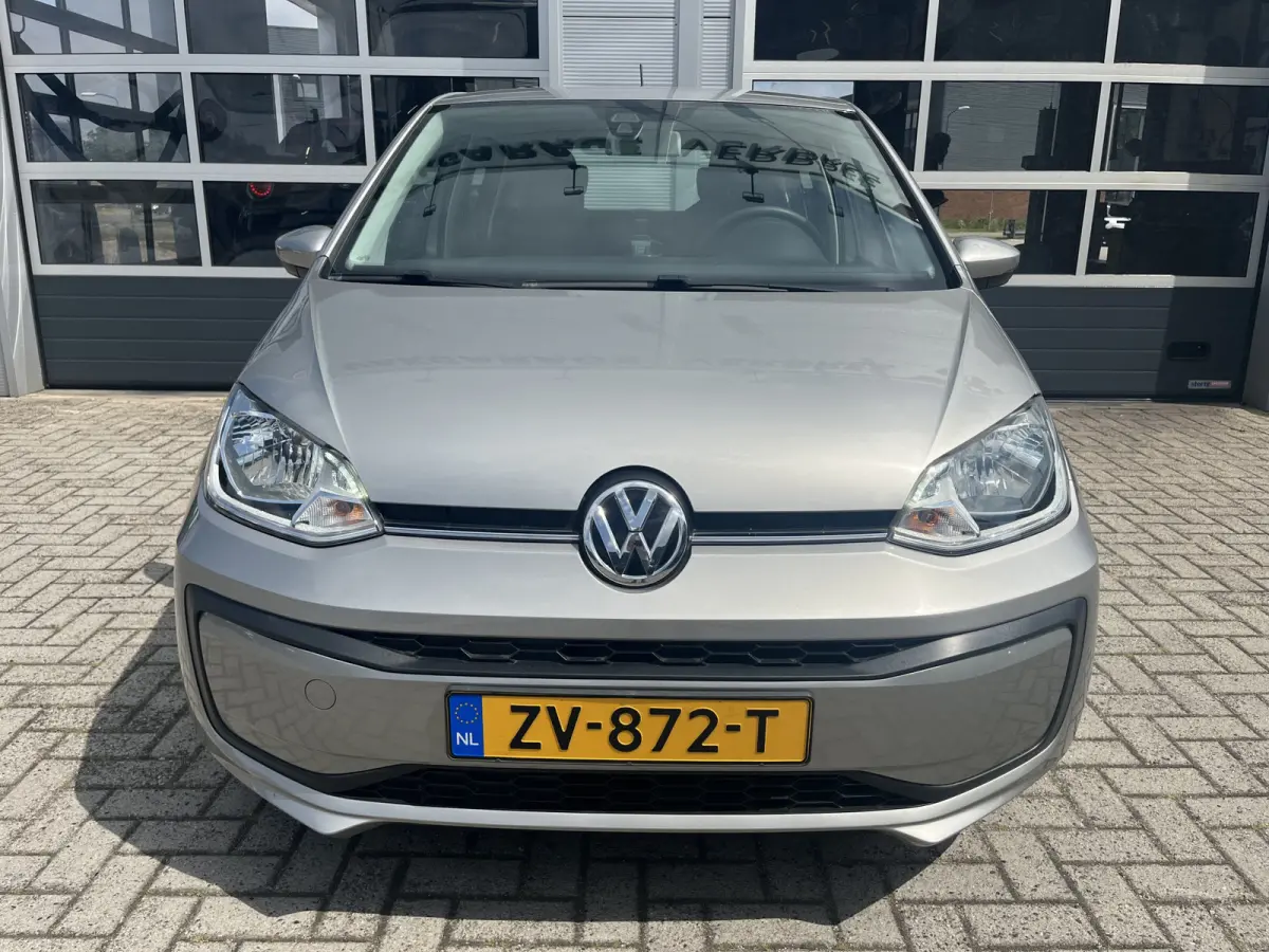 Up! 1.0 BMT move up! | Airco | NL Auto | Bluetooth | Elektrisch verstelbare spiegels | Onderhoudsboek compleet! | Automatische dimlichten / Lichtsensor |