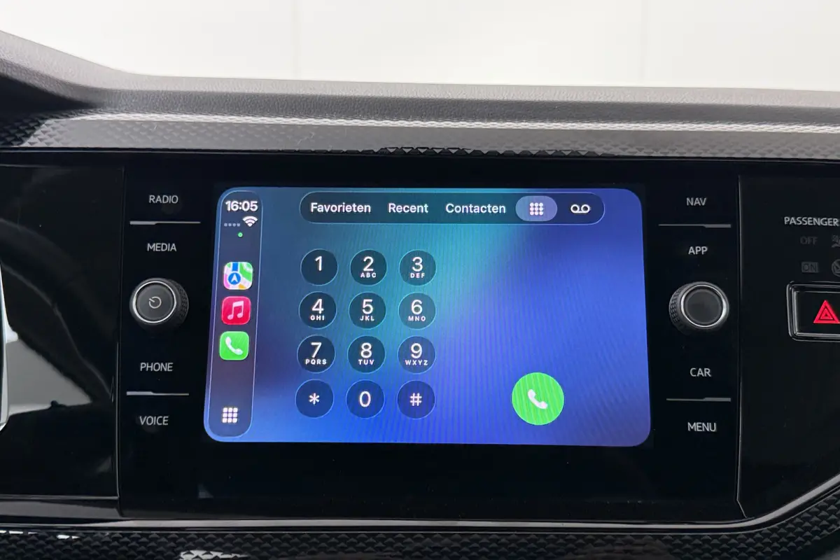 1.0 TSI 111 PK Aut. Business Carplay Adapt. Cruise Digi. Dash.