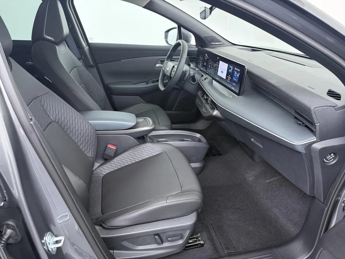 Evolve 52 kWh | Panoramadak | BOSE Audio | Lederen Bekl. |