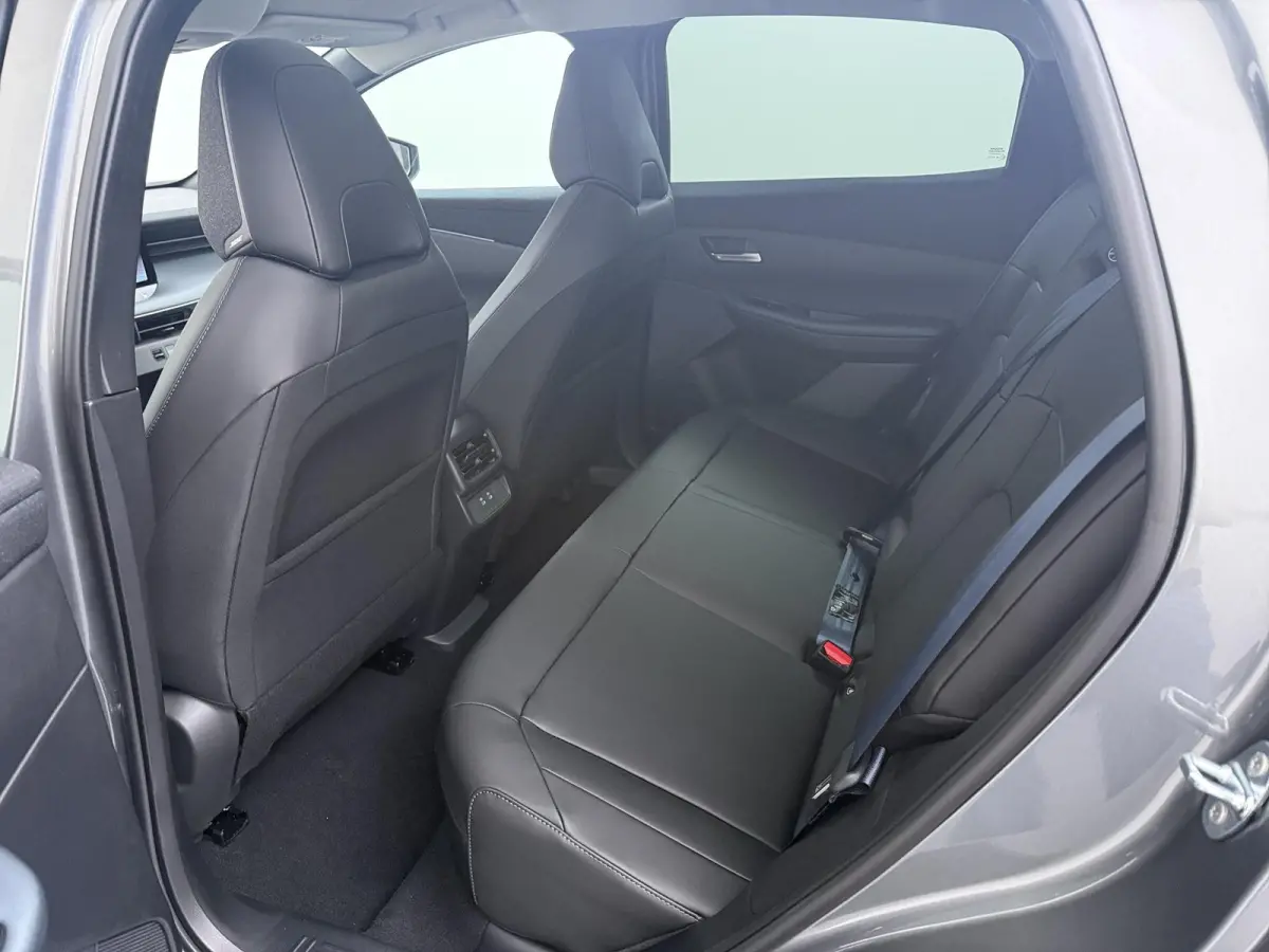 Evolve 52 kWh | Panoramadak | BOSE Audio | Lederen Bekl. |