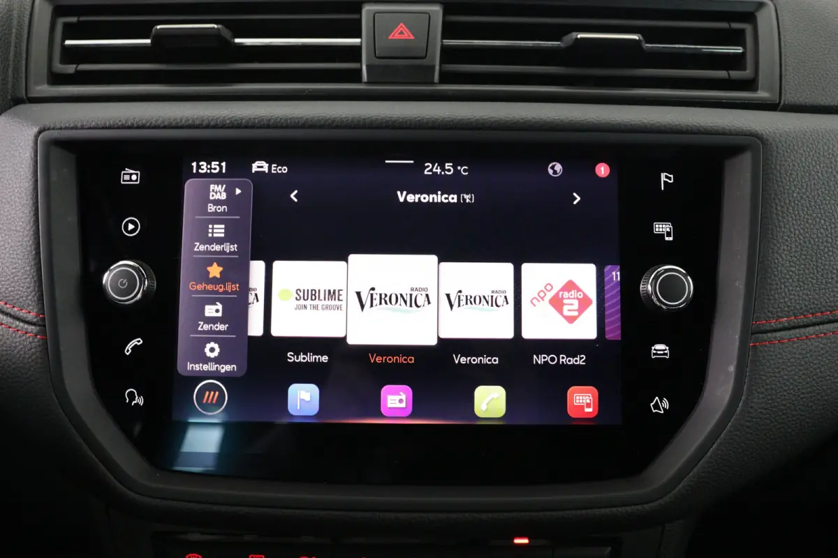 1.0 TSI FR Business Intense Plus | Open Dak | Virtual | LED | Navi | Cruise Adaptive | Stoelverwarming | Clima | Keyless | DAB | Parkeersensoren
