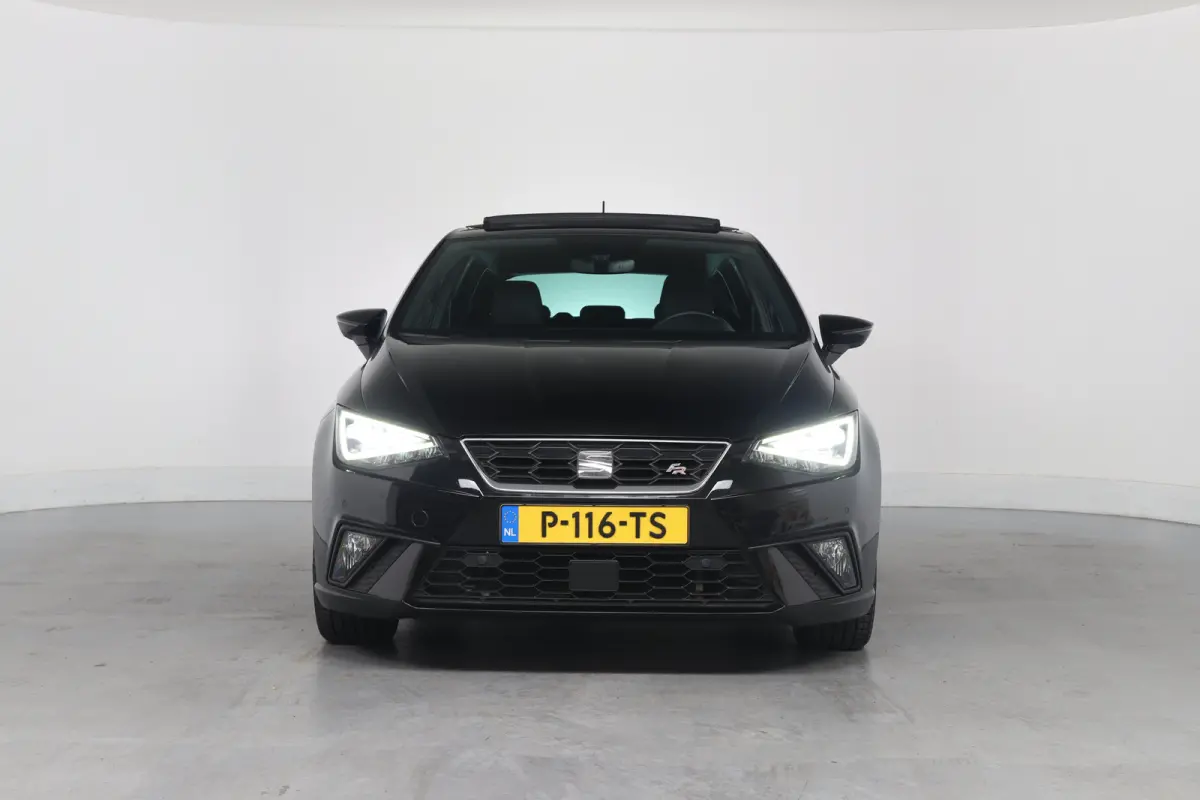 1.0 TSI FR Business Intense Plus | Open Dak | Virtual | LED | Navi | Cruise Adaptive | Stoelverwarming | Clima | Keyless | DAB | Parkeersensoren