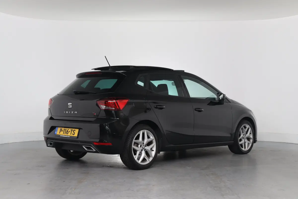 1.0 TSI FR Business Intense Plus | Open Dak | Virtual | LED | Navi | Cruise Adaptive | Stoelverwarming | Clima | Keyless | DAB | Parkeersensoren