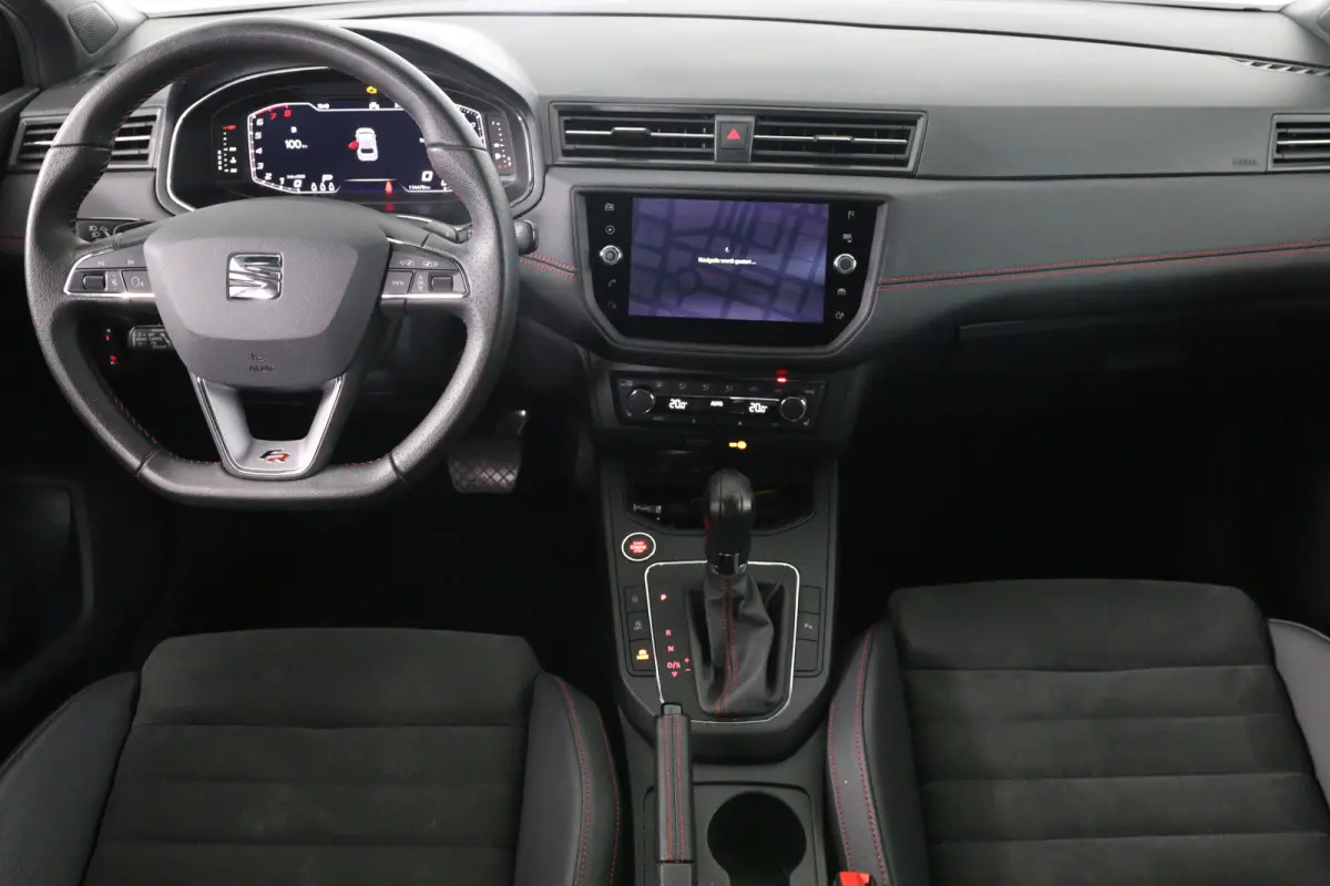 1.0 TSI FR Business Intense Plus | Open Dak | Virtual | LED | Navi | Cruise Adaptive | Stoelverwarming | Clima | Keyless | DAB | Parkeersensoren