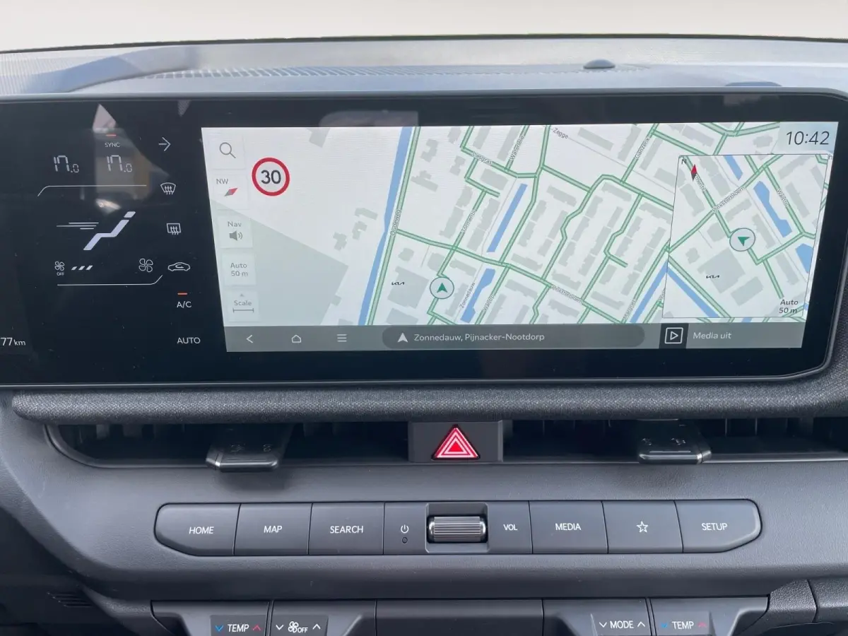 X-Line Demo Edition 1.6 T-GDI | Climate control | Navigatie | Cruise control | 360Gr camera