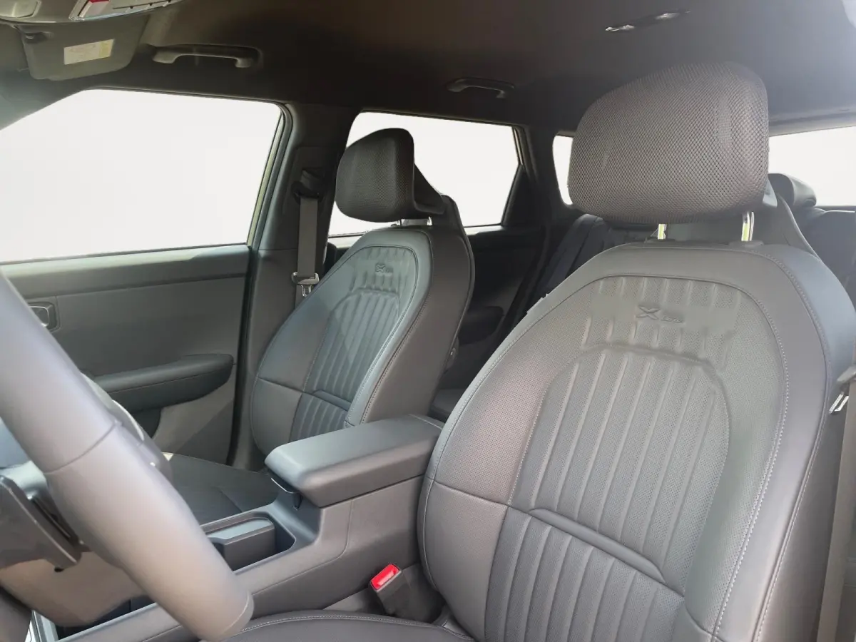 X-Line Demo Edition 1.6 T-GDI | Climate control | Navigatie | Cruise control | 360Gr camera