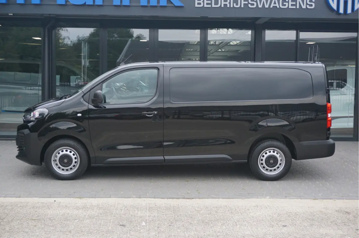 2.0D 145PK L3H1 BPM VRIJ!! Apple CP, Camera, Airco, Cruise!! Nr. B01*