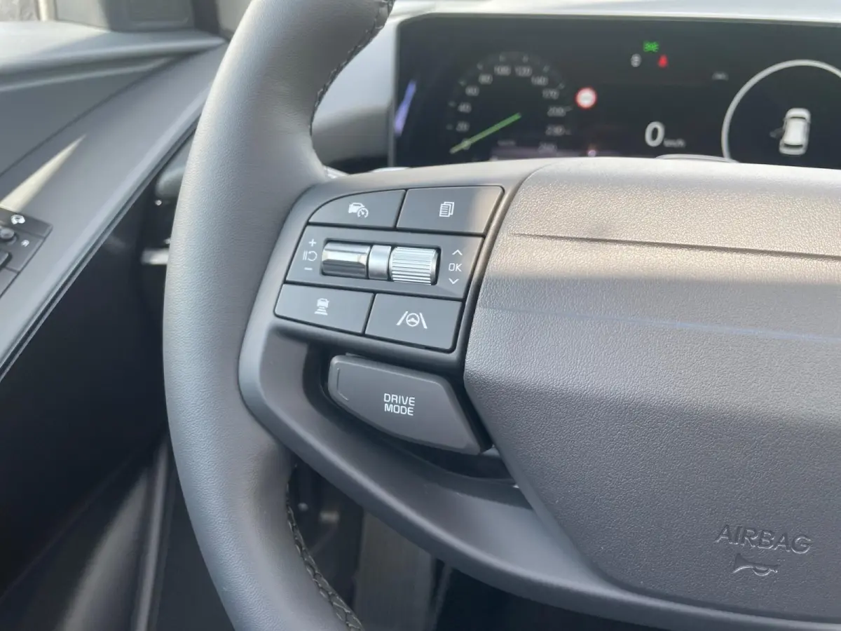 1.6 GDi Hybrid DynamicPlusLine | Navigatie | Climate control | Elektrische bestuurders stoel | Schuif/kantel dak | Elektrische achterklep | DEMO