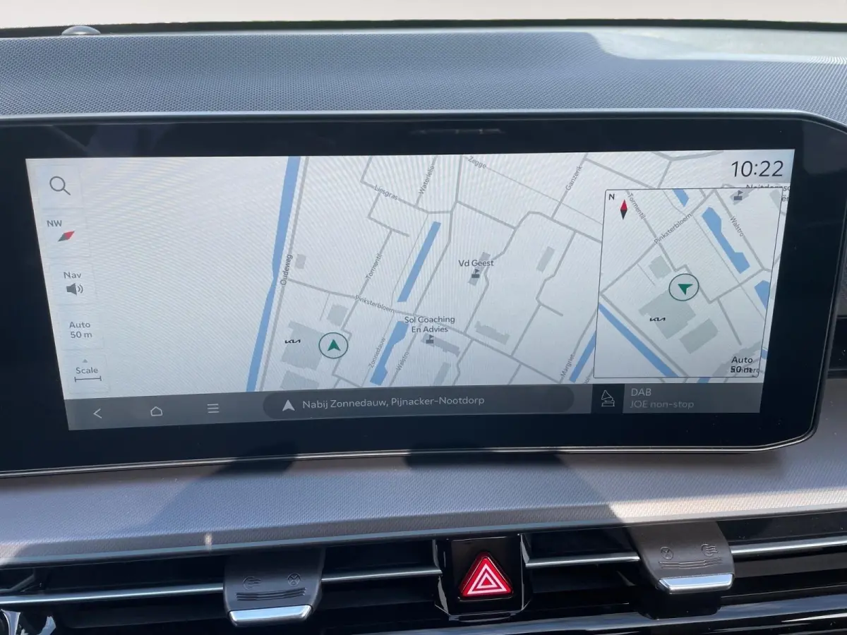 1.6 GDi Hybrid DynamicPlusLine | Navigatie | Climate control | Elektrische bestuurders stoel | Schuif/kantel dak | Elektrische achterklep | DEMO