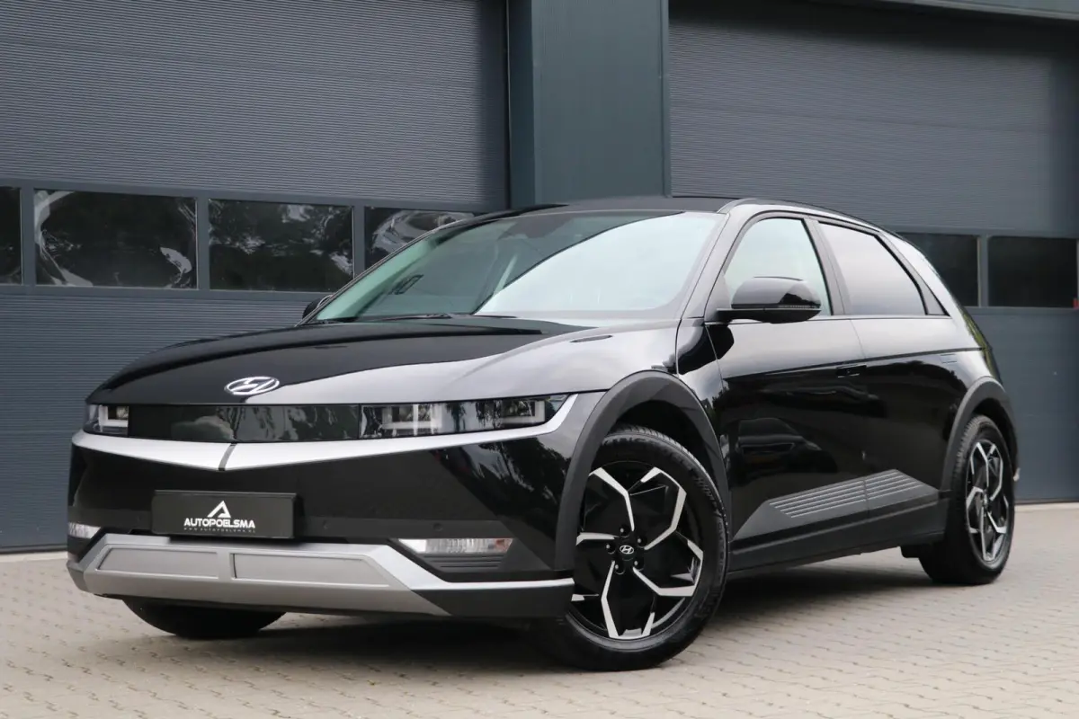Style 58 kWh AdaptiveCruise Warmtepomp Camera AppleCarplay Leder/Stof SOH 100% 79000KM BJ2021