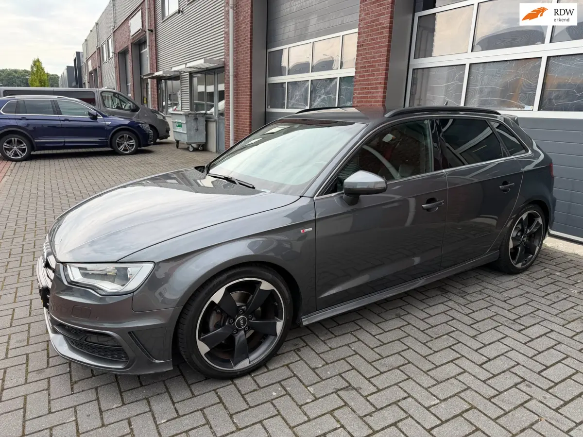 1.4 TFSI S-Tronic 3x S-Line LED Lane Navi
