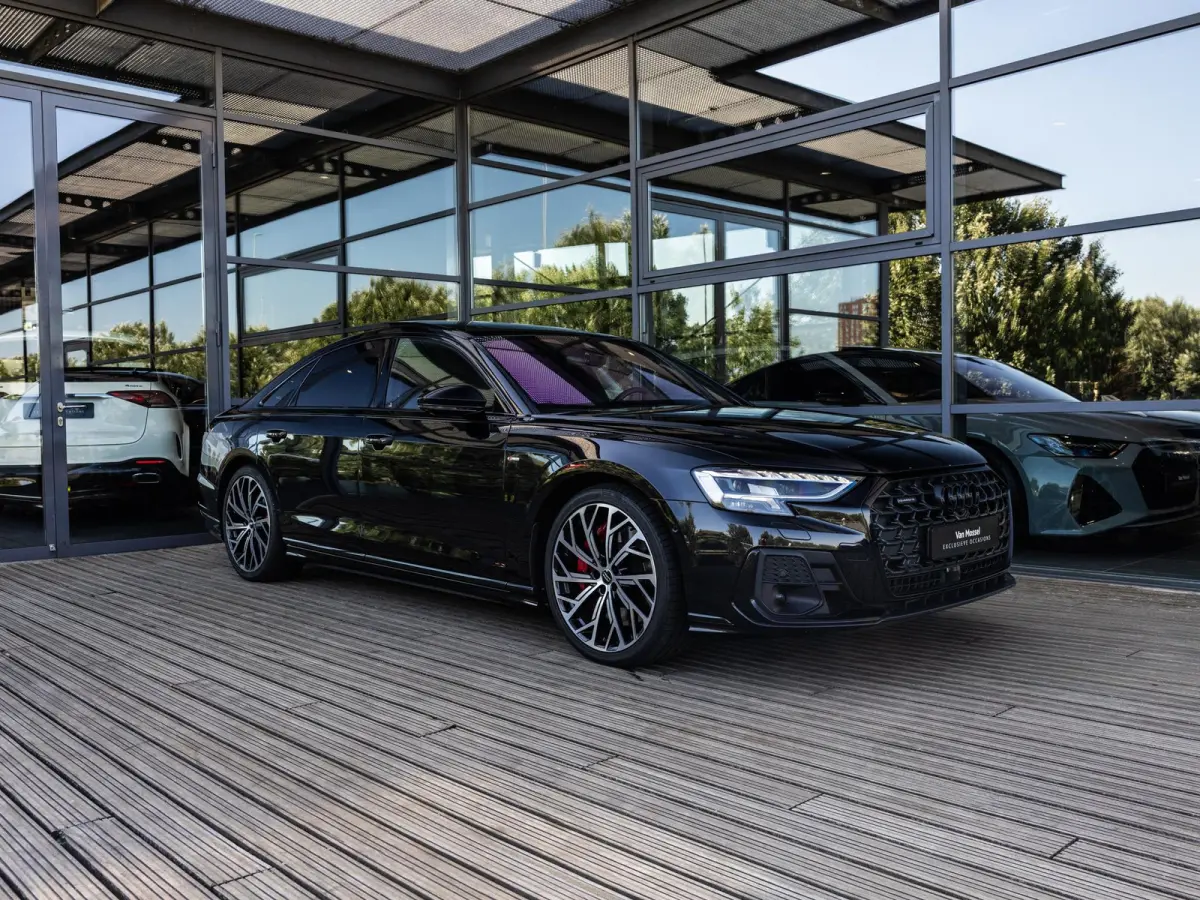 60 TFSI e quattro 462 PK | S-line l Adaptive Cruise Control l Panoramadak l Bang & Olufsen Premium 3D l Elektr. voorstoelen geheugen l Stoelventilatie/massage voorin l Head-up display l 360 
