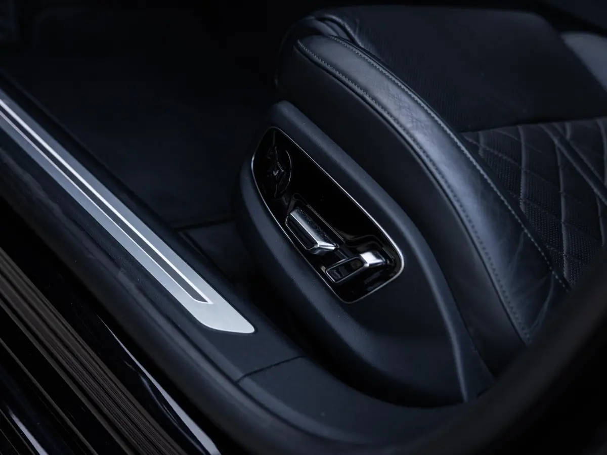 60 TFSI e quattro 462 PK | S-line l Adaptive Cruise Control l Panoramadak l Bang & Olufsen Premium 3D l Elektr. voorstoelen geheugen l Stoelventilatie/massage voorin l Head-up display l 360 
