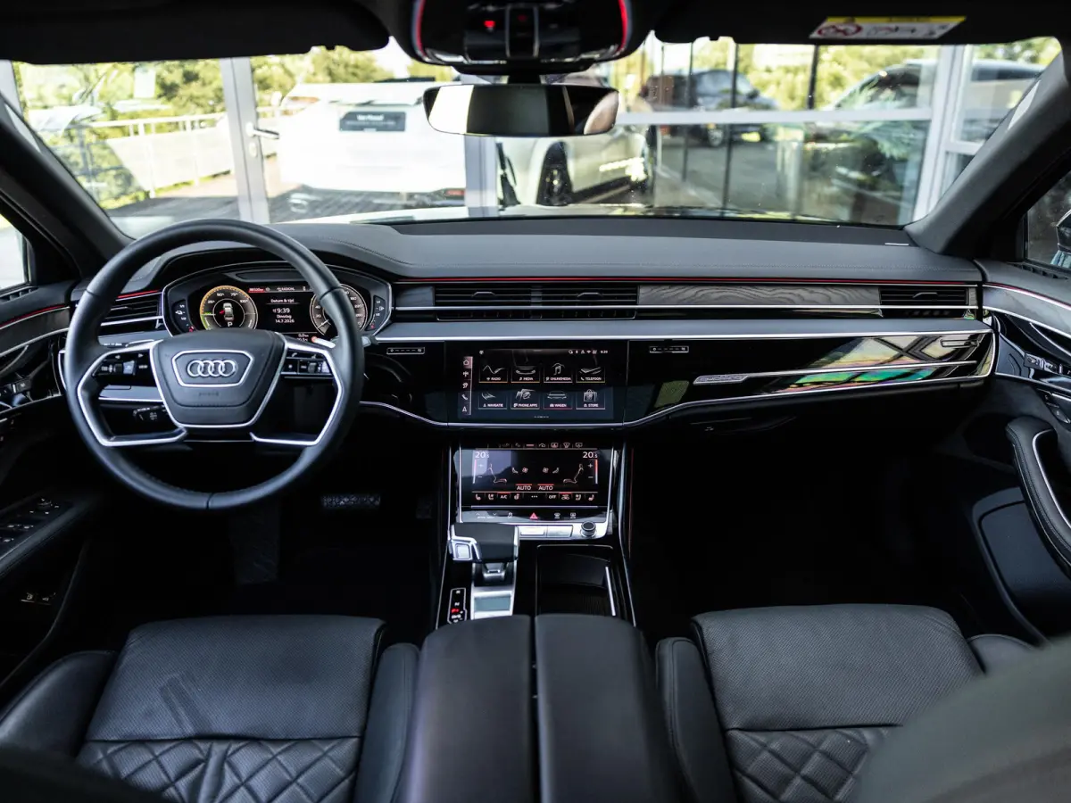 60 TFSI e quattro 462 PK | S-line l Adaptive Cruise Control l Panoramadak l Bang & Olufsen Premium 3D l Elektr. voorstoelen geheugen l Stoelventilatie/massage voorin l Head-up display l 360 