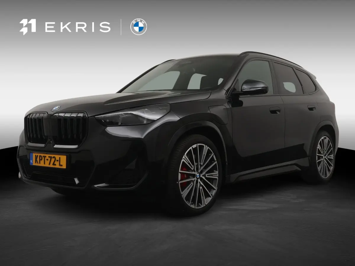 xDrive30e | M-Sport Pro | SoH 100% | Head-Up | Panoramadak | Trekhaak | Adaptive Cruise | Harman Kardon | Comfort Access | Elektrische Stoelen |