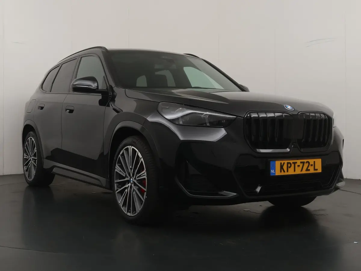 xDrive30e | M-Sport Pro | SoH 100% | Head-Up | Panoramadak | Trekhaak | Adaptive Cruise | Harman Kardon | Comfort Access | Elektrische Stoelen |