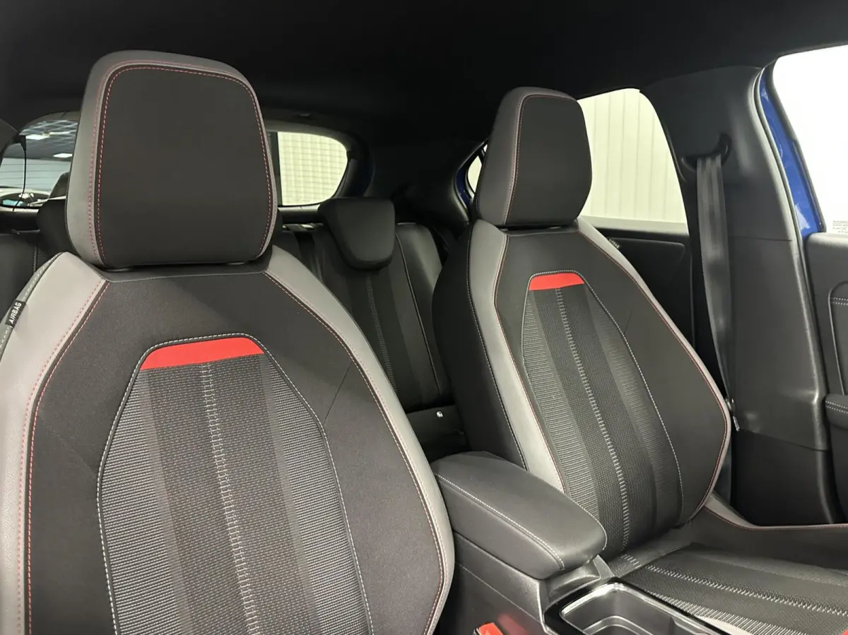 Elegance 50KWH 102% SOH 25.000 KM STOELVERW AIRCO
