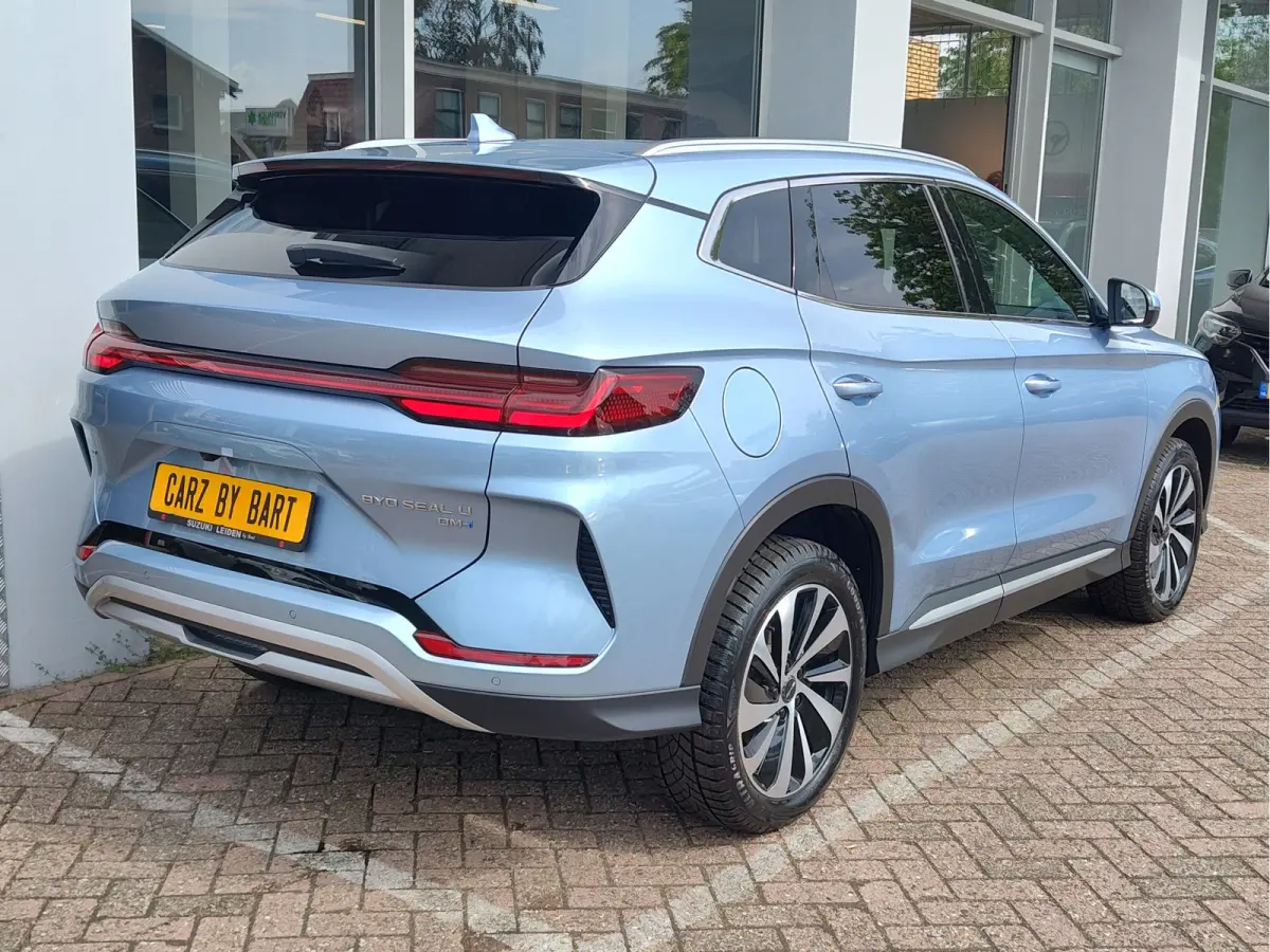 1.5 T DM-i AWD DESIGN Sunroof | 4x4 | Leder | HUD | 360 Camera