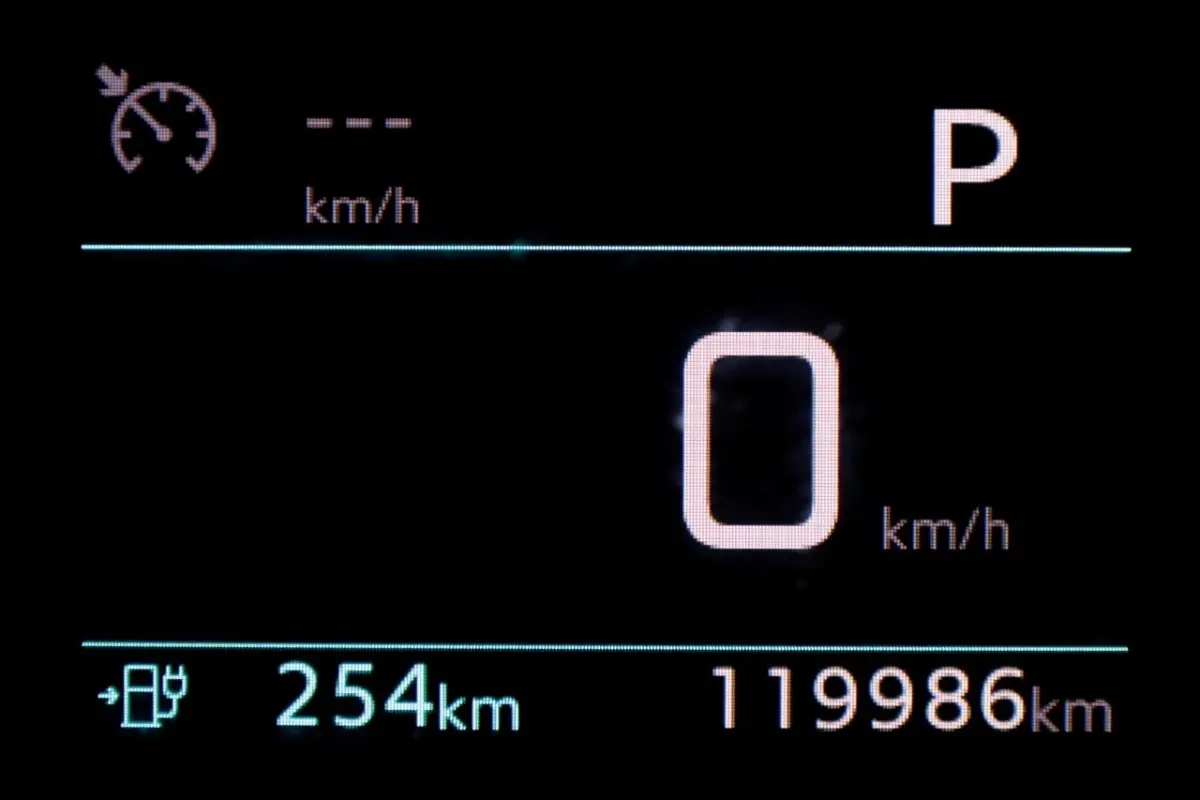 L2H1 Standard Premium 75 kWh 100% Elektrisch Snellader WLTP 315km SOH 89% 04-2022