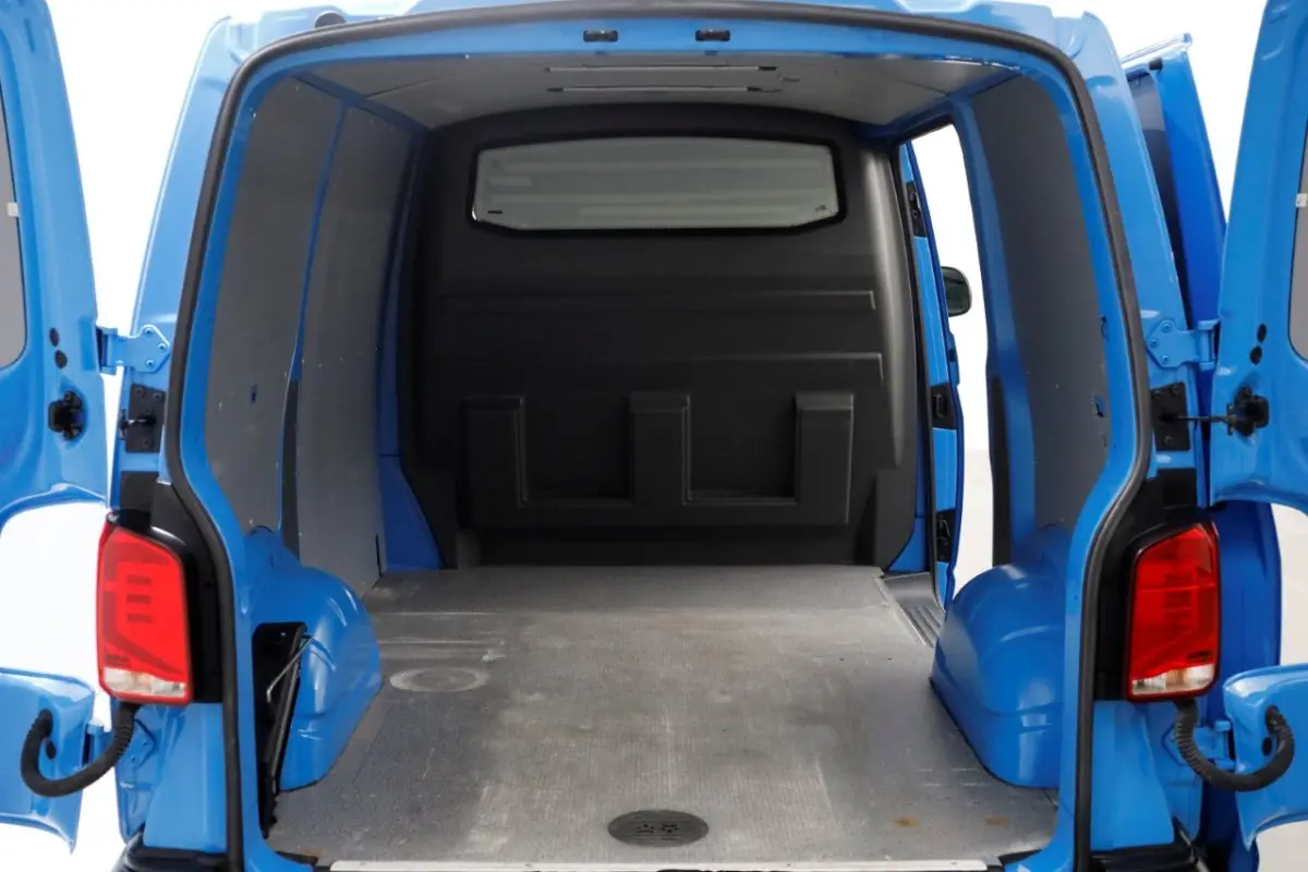 T6.1 2.0 TDI 150pk L1H1 DSG-Automaat 4Motion 4x4+Sperdiff. Airco/Navi/Camera 08-2021