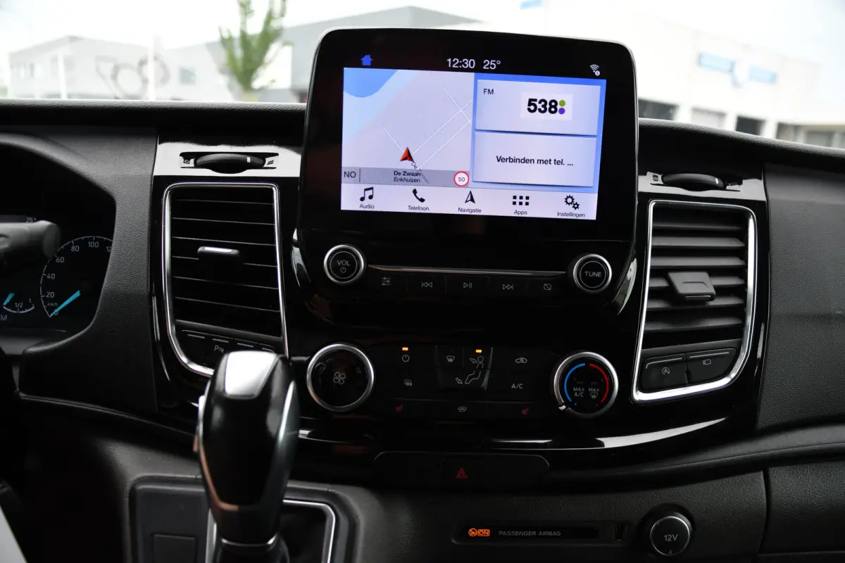350 2.0 TDCI L3H2 Limited PB Edition Camera, Cruise, Carplay, Xenon, Automaat, 185pk, Stoelverwarming, Trekhaak, Sensoren, Uniek!