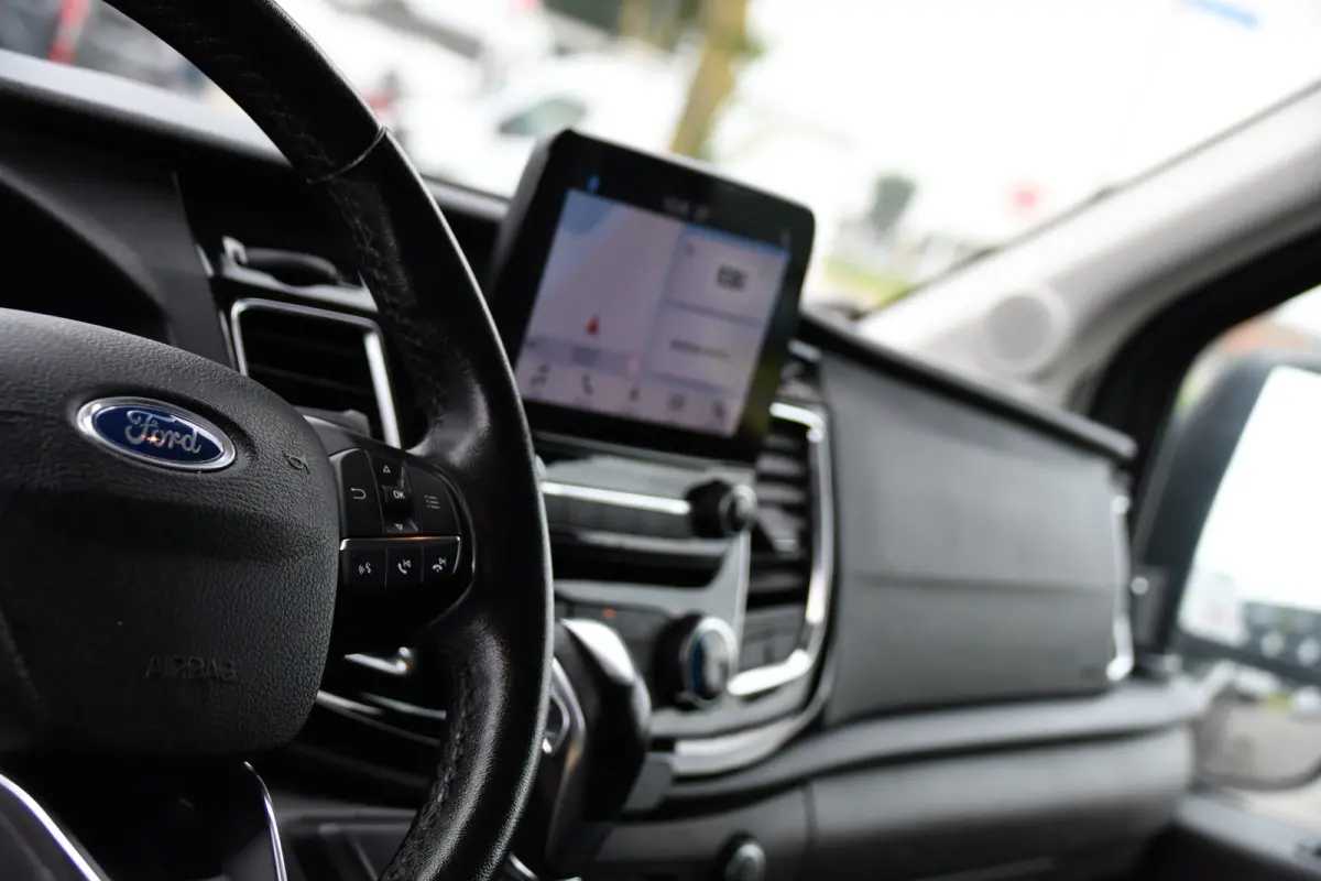 350 2.0 TDCI L3H2 Limited PB Edition Camera, Cruise, Carplay, Xenon, Automaat, 185pk, Stoelverwarming, Trekhaak, Sensoren, Uniek!