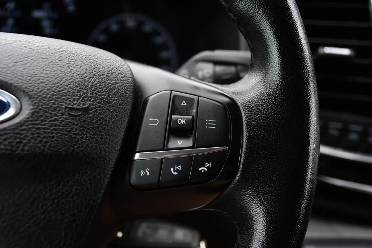 350 2.0 TDCI L3H2 Limited PB Edition Camera, Cruise, Carplay, Xenon, Automaat, 185pk, Stoelverwarming, Trekhaak, Sensoren, Uniek!