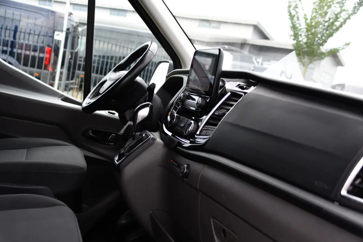 350 2.0 TDCI L3H2 Limited PB Edition Camera, Cruise, Carplay, Xenon, Automaat, 185pk, Stoelverwarming, Trekhaak, Sensoren, Uniek!