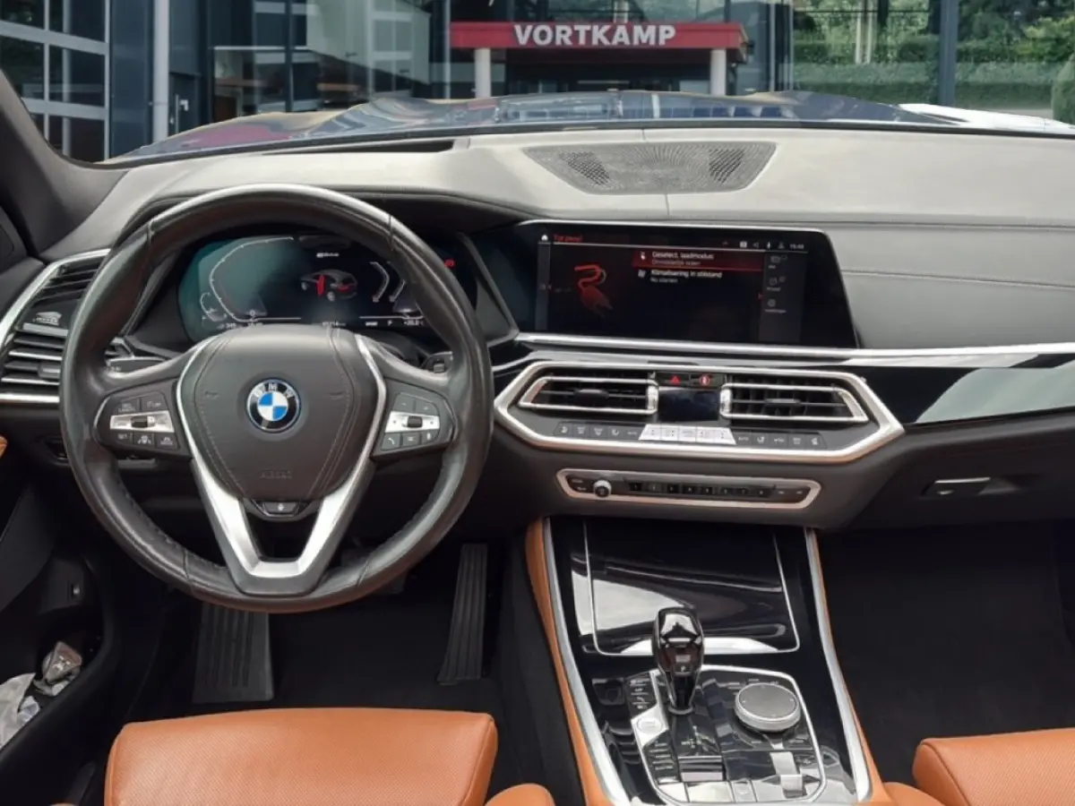 XDRIVE45E XLINE LEDER/PANO-DAK/360CAM/LUCHTVERING/ELEK-KLEP/STOELVERW