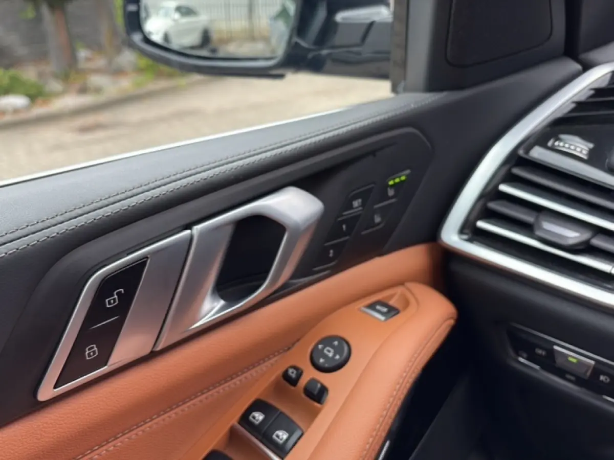 XDRIVE45E XLINE LEDER/PANO-DAK/360CAM/LUCHTVERING/ELEK-KLEP/STOELVERW