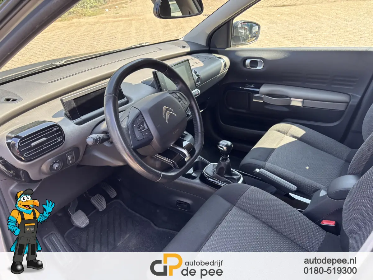 1.2 PureTech Shine GARANTIE/NW.DISTRI/CARPLAY/CLIMA/CRUISE/CAMERA/PDC/LICHTMETAAL/TREKHAAK rijklaarprijs!