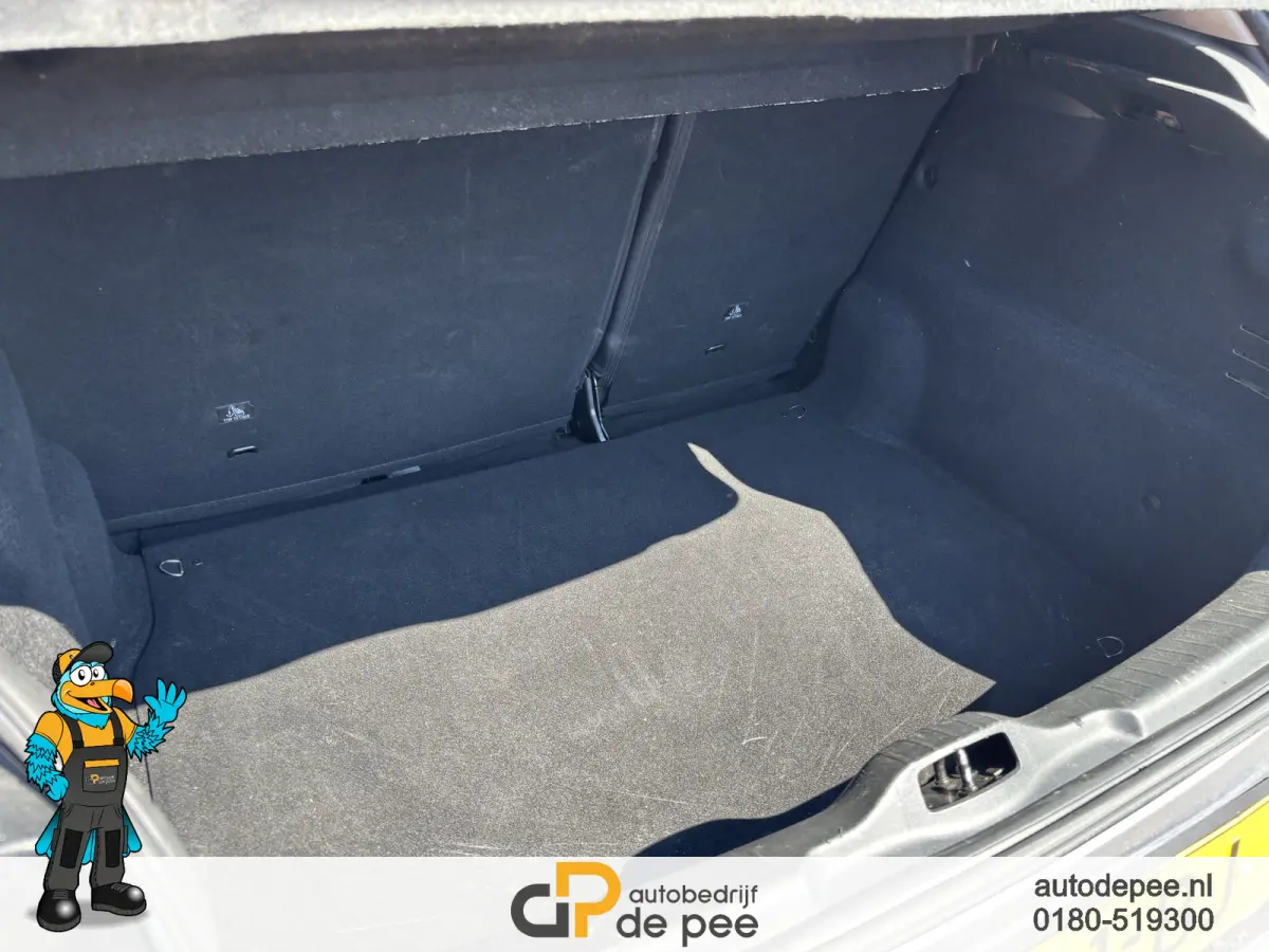 1.2 PureTech Shine GARANTIE/NW.DISTRI/CARPLAY/CLIMA/CRUISE/CAMERA/PDC/LICHTMETAAL/TREKHAAK rijklaarprijs!