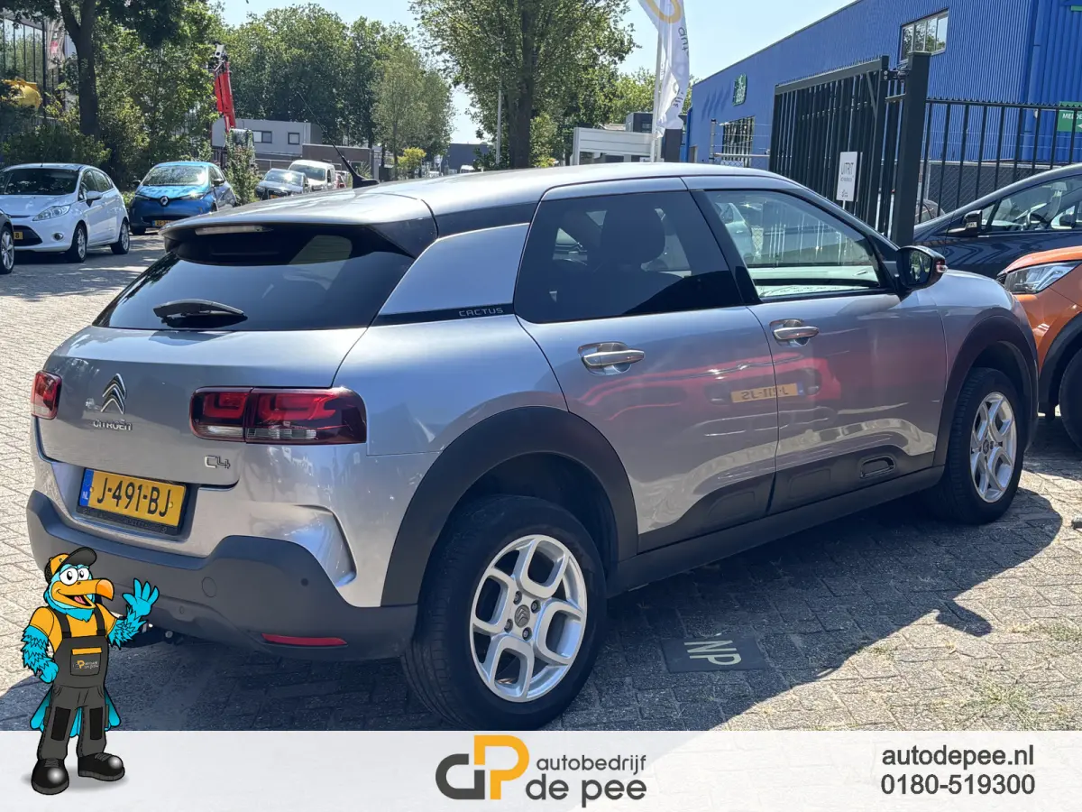 1.2 PureTech Shine GARANTIE/NW.DISTRI/CARPLAY/CLIMA/CRUISE/CAMERA/PDC/LICHTMETAAL/TREKHAAK rijklaarprijs!
