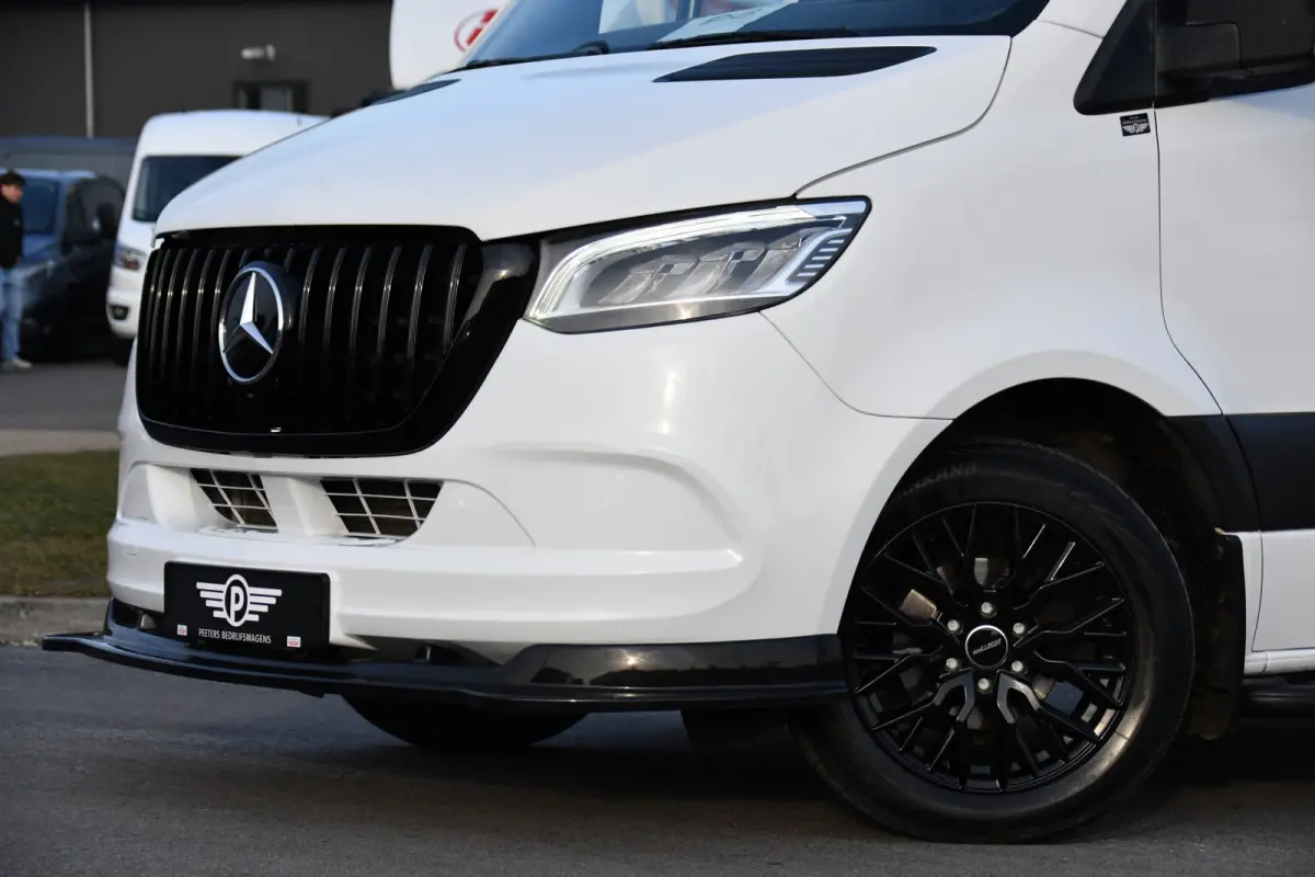 319 V6 3.0 CDI L2H1 RWD AMG Edition Camera, Cruise, Carplay, LED, 10,5'' Mbux, 3500kg Trekhaak, Standkachel, Multimedia, Stoelverwarming, Automaat, Uniek!