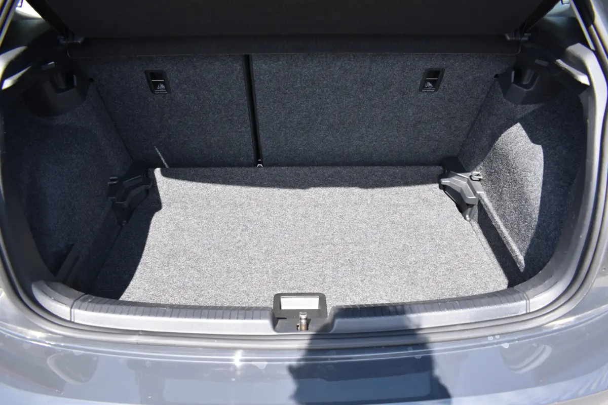 1.0 TSI 95PK Comfortline | Adaptieve cruise control | Airco | Eerste eigenaar - NL auto