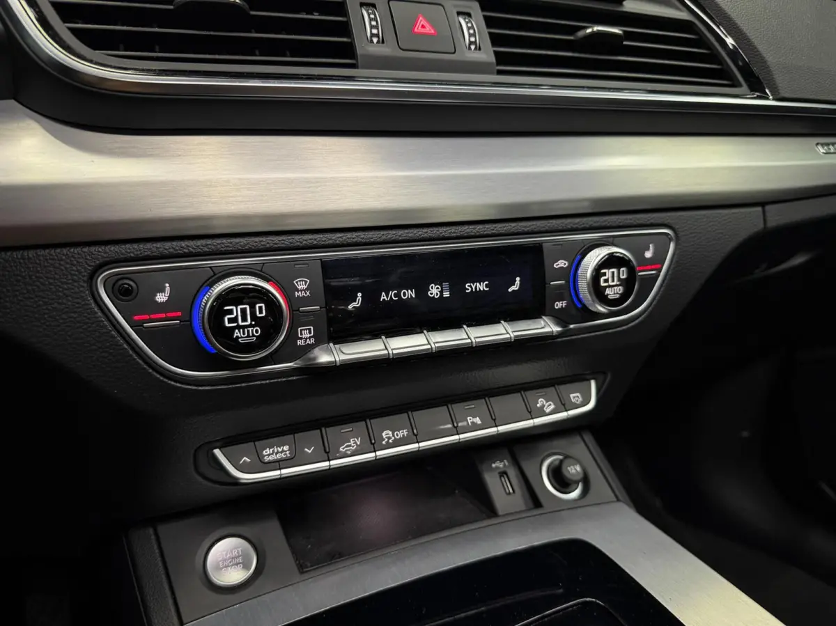55 TFSI e S-Line Head-up | Keyless | Pano