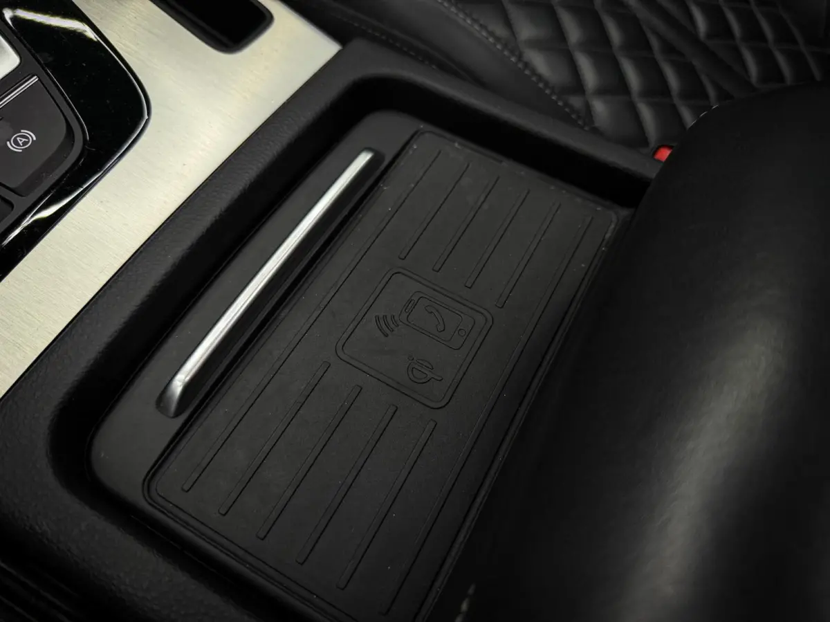 55 TFSI e S-Line Head-up | Keyless | Pano