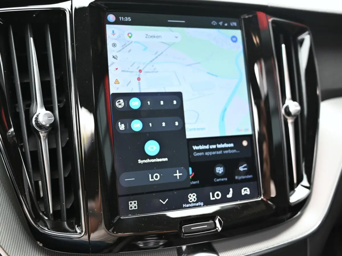 2.0 T6 R-Design AWD 398PK Long Range | Pano | Orrefors | 360 | Harmon Kardon | Keyless | ACC | Stoelverwarming voor+achter | Memory | Leder | Carplay | Trekhaak | Stuurwielverwarming | Digit