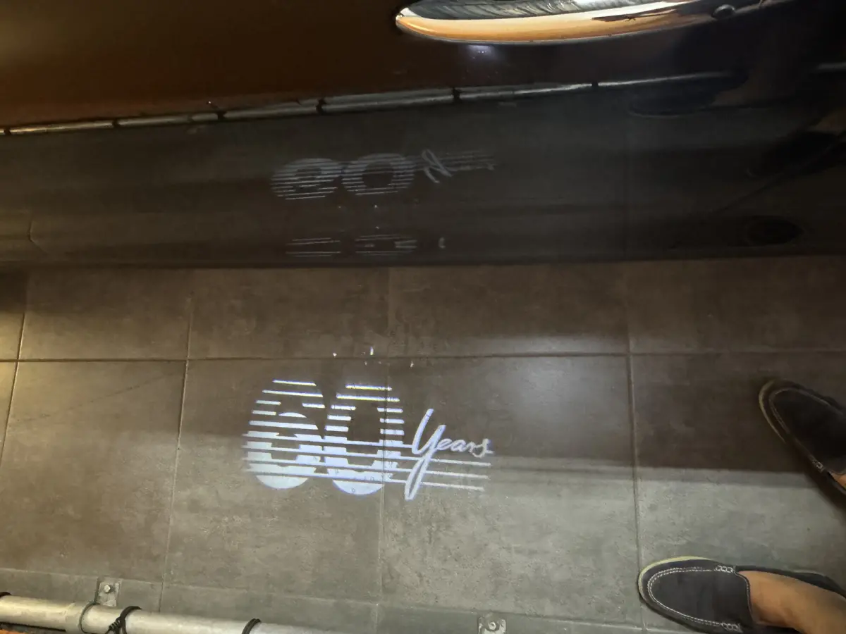 1.5 Cooper 60 Years Edition NL auto sportstoelen | leer | navi | led | harman kardon | pano dak | head up | dealer onderhouden