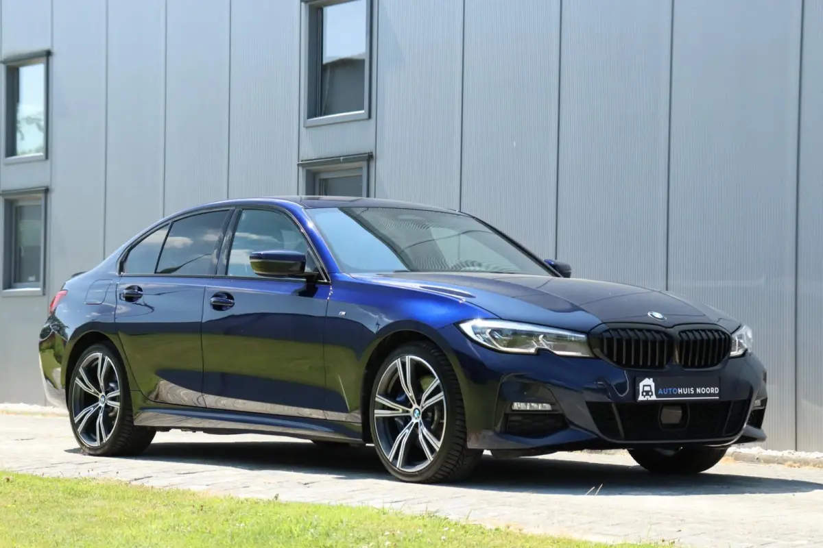 330e / 292PK! / M-Sport / Laser / Head-UP / ACC / H&K / 19"!