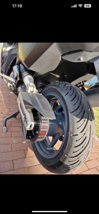 Scooter BEENKLEED, ALARM, NOEDOO SYSTEEM