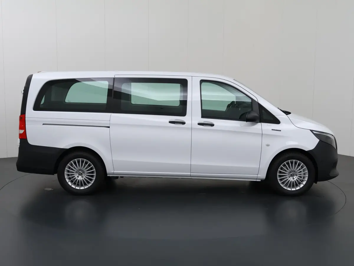 129 PRO L2 90 kWh | Snelladen 110 KWh | Parkeerpakket | Comfortbestuurdersstoel | Dodehoekassistent | Navigatie | 360KM range |