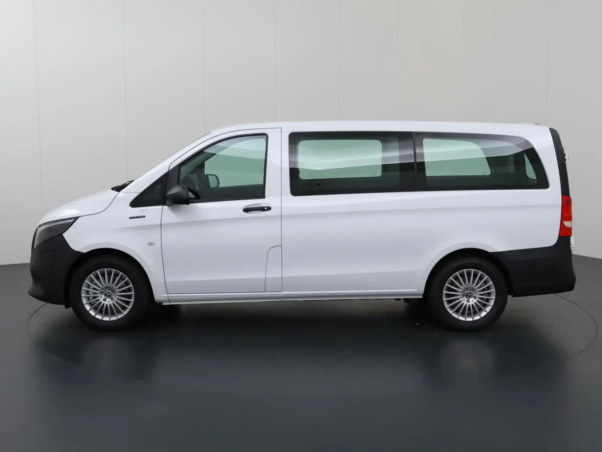 129 PRO L2 90 kWh | Snelladen 110 KWh | Parkeerpakket | Comfortbestuurdersstoel | Dodehoekassistent | Navigatie | 360KM range |